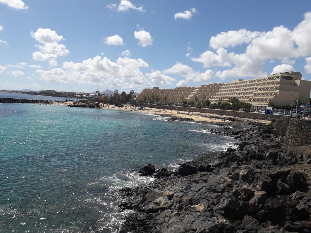 Sunny Self-Catering Apartment Costa Teguise, Lanzarote, Spain Экстерьер фото